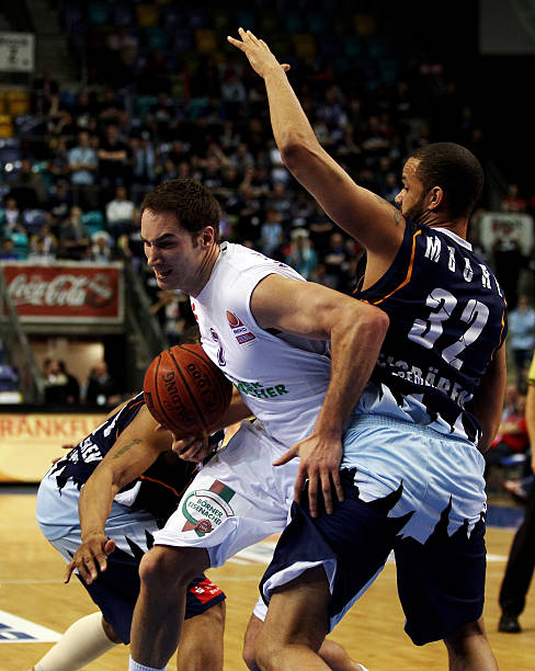 在激烈的比 在激烈的比