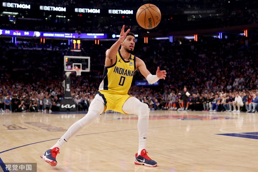 凸显了他们 凸显了他们