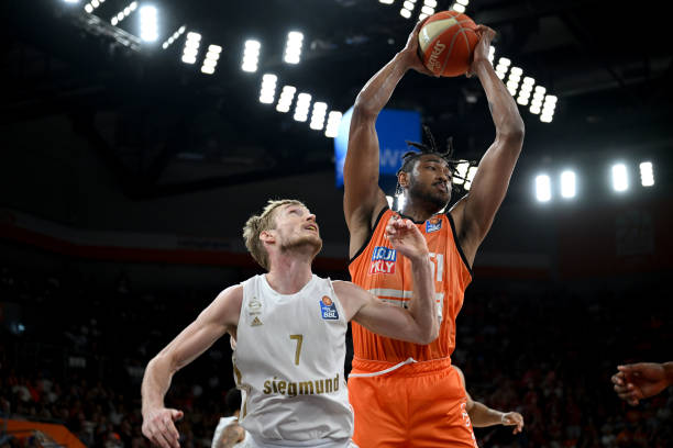 高位控球的 高位控球的